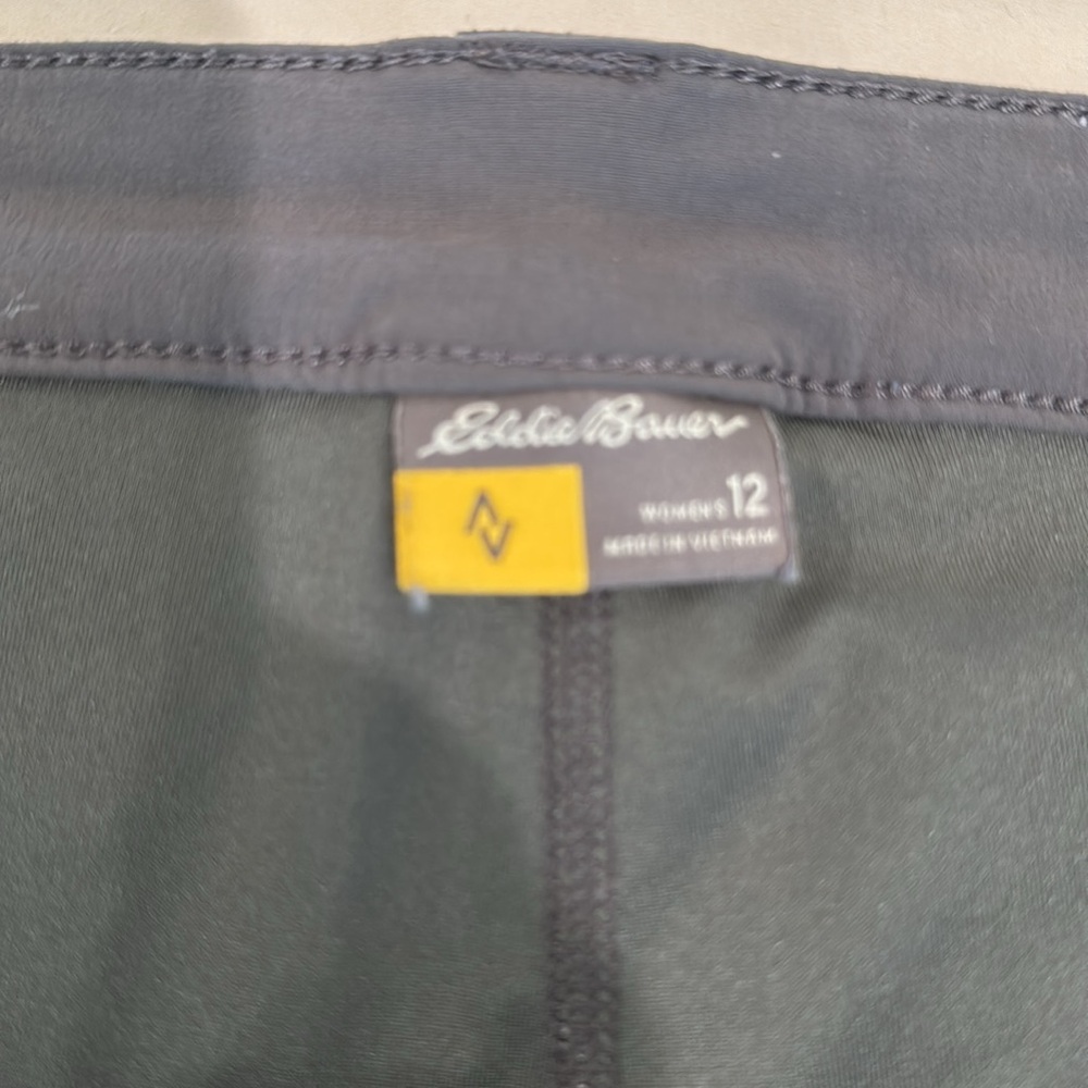 Eddie Bauer Horizon Adventure Golf Hiking Skort - Size 12 - Gray - Picture 7 of 9